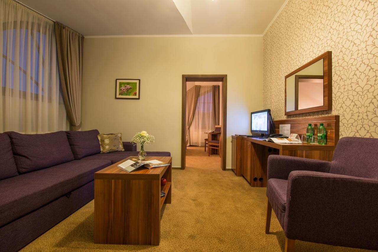 Wellness Hotel Spark Malacky Ngoại thất bức ảnh